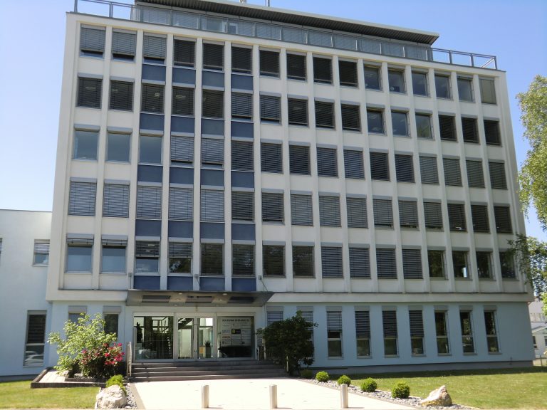 Bürogebäude Außenansicht 3